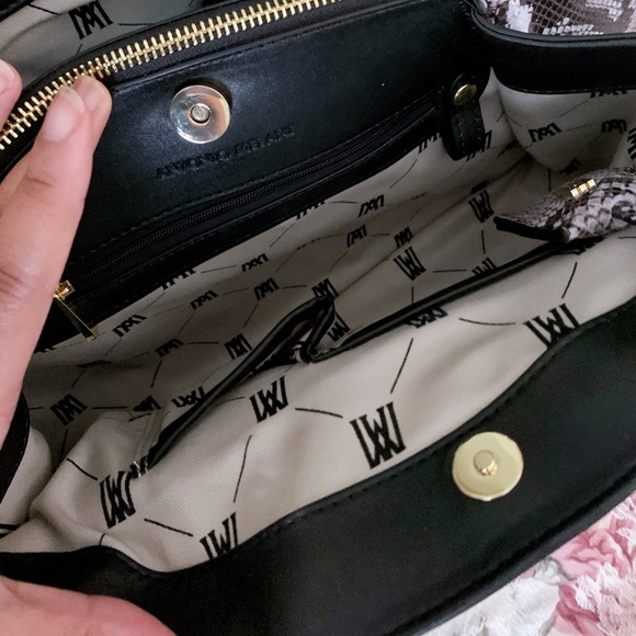 Snake Python Print Leather Bag - Picture 8 of 11